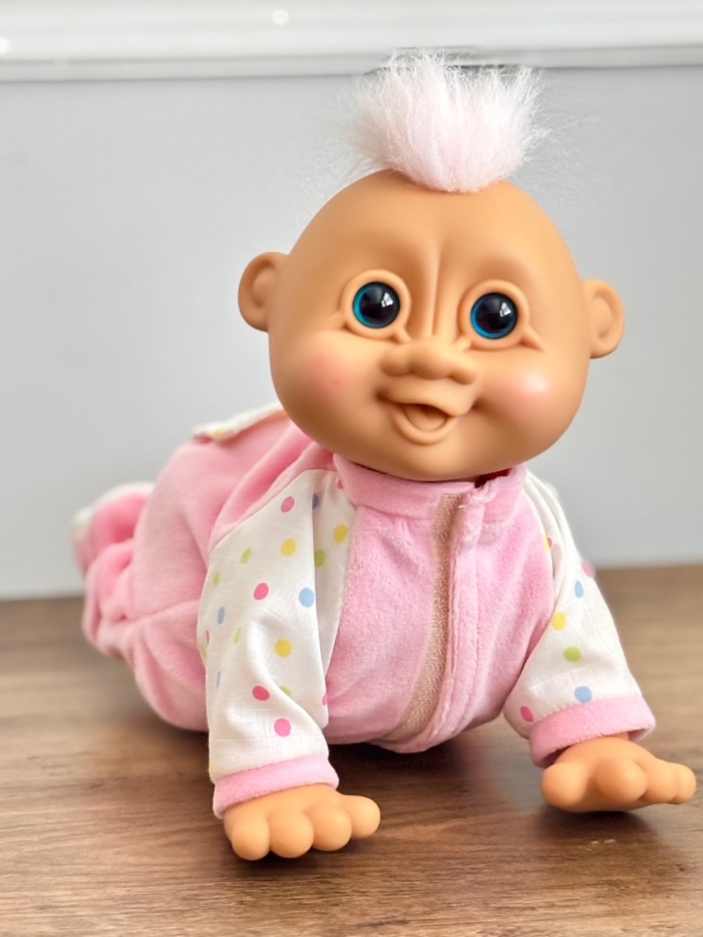 Russ Berrie Baby Giggles Crawling Troll Doll Battery Operated 1990s Crawls WORKS